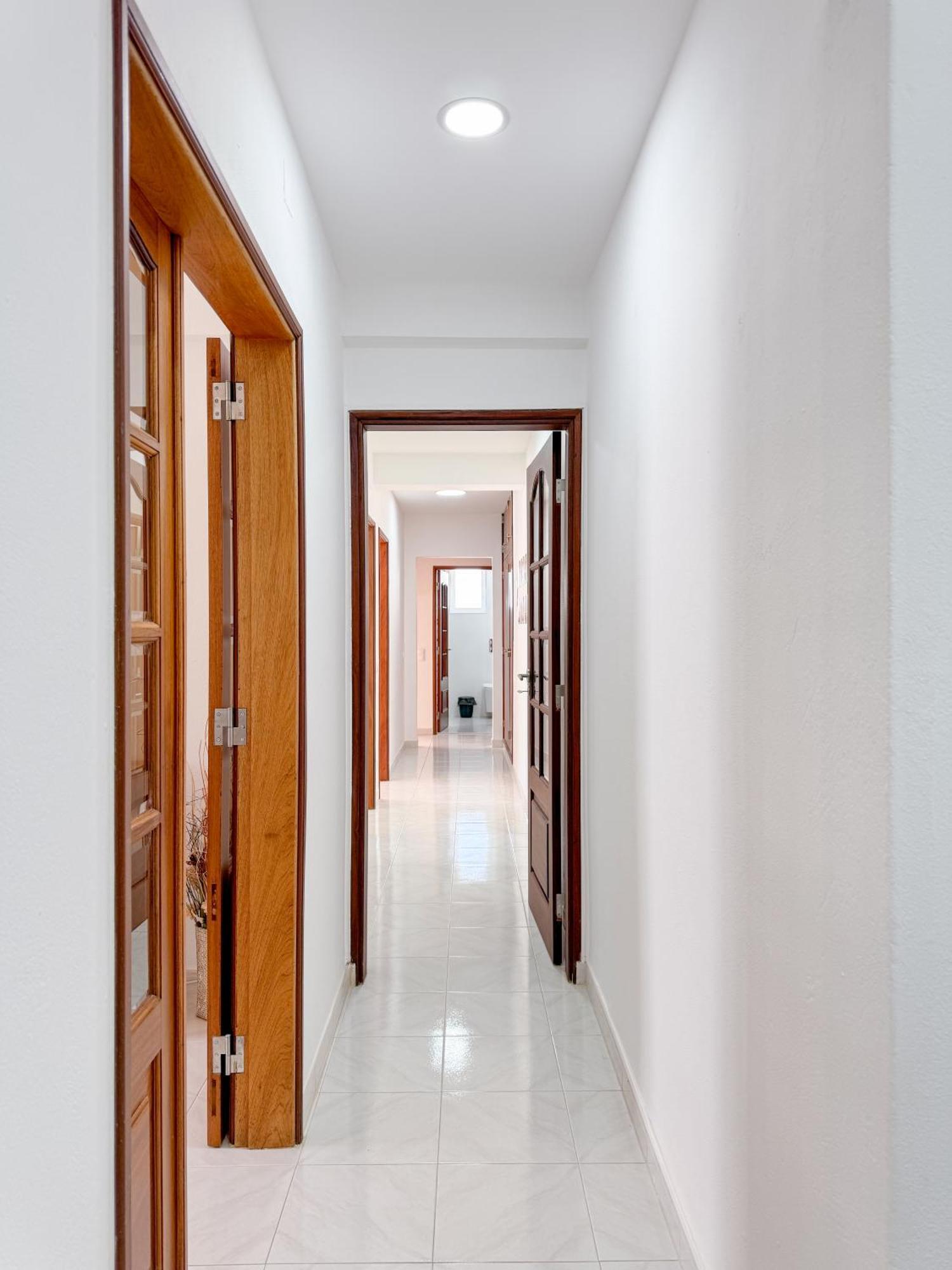 Apartment Urban Retreat With Easy Access #1892