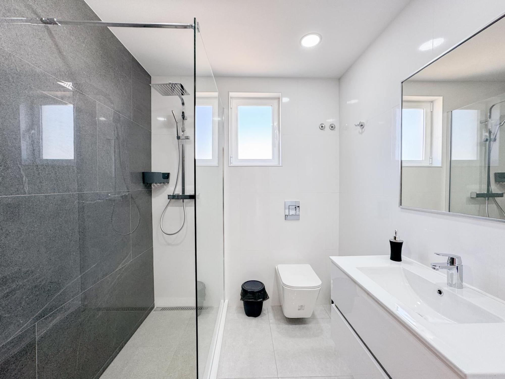 Urban Retreat With Easy Access #1892